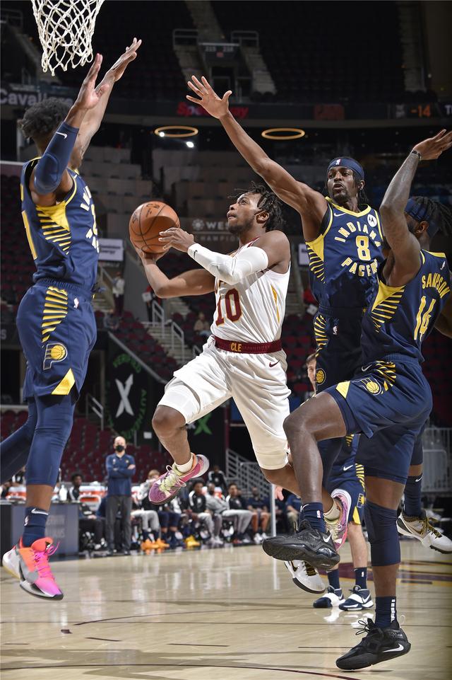 面容扭曲 面容扭曲